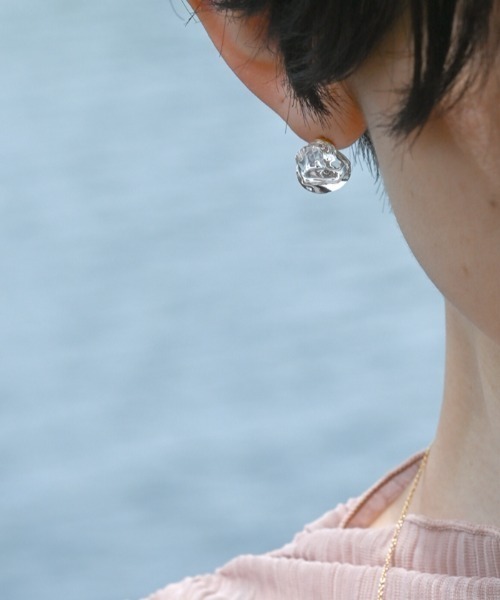 HARIO Lampwork Factory(ハリオランプワークファクトリー)の「ピアス モアレ(ピアス(両耳用)・レディース・クリア・FREE)」の11枚目の写真