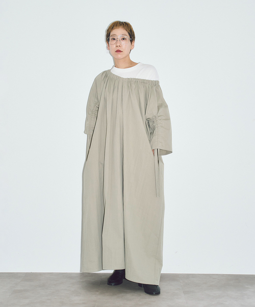 CITYSHOP（シティーショップ）の「GATHER SLEEVE DRESS：ワンピース（ワンピース・レディース・ベージュ/ブラック・36/38）」の13枚目の写真