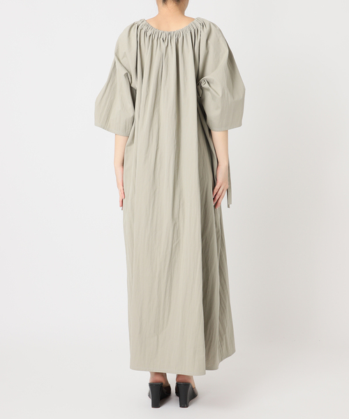 CITYSHOP（シティーショップ）の「GATHER SLEEVE DRESS：ワンピース（ワンピース・レディース・ベージュ/ブラック・36/38）」の17枚目の写真