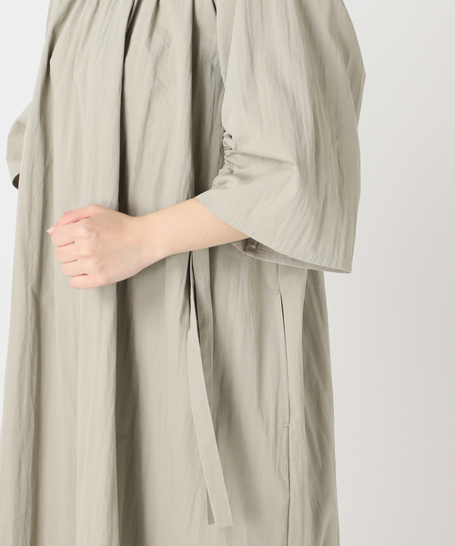 CITYSHOP（シティーショップ）の「GATHER SLEEVE DRESS：ワンピース（ワンピース・レディース・ベージュ/ブラック・36/38）」の20枚目の写真