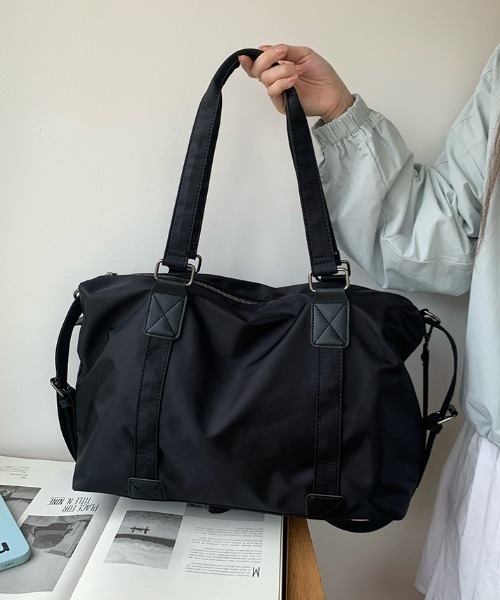yuue' ( wear )(ユーイ)の「2WAY大容量ナイロントートバッグ/ママバッグ/旅行バッグ/A4サイズ対応(ショルダーバッグ・レディース・ブラック/アイボリー・FREE)」の11枚目の写真