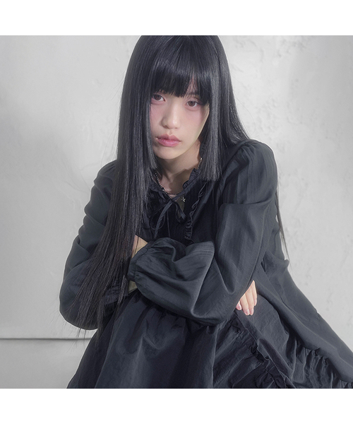 Vivacious(ビバシャス)の「リアンフリルピンタックブラウス_2カラー(シャツ/ブラウス・レディース・ホワイト/ブラック・SMALL/MEDIUM)」の1枚目の写真