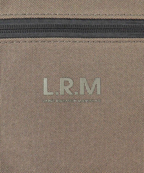 L.R.M(エルアールエム)の「L.R.M スクエア2層リュック(バックパック/リュック・メンズ・ブラウン系その他・FREE)」の8枚目の写真