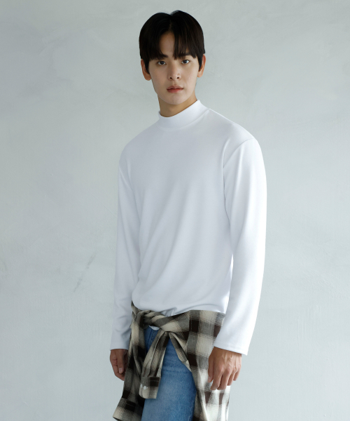 SIGNATURE（シグネチャ）の「[チェンジョンウXシグニチャー]モックネックニットTシャツ[ホワイト]（ニット/セーター・レディース・その他・MEDIUM/LARGE）」の7枚目の写真