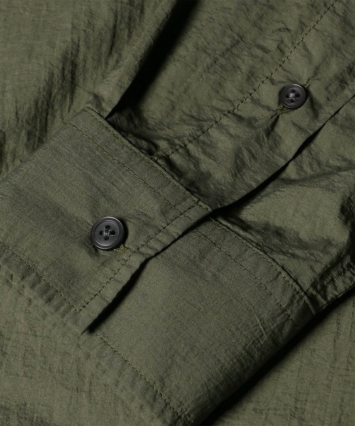 PS Paul Smith(ピーエスポールスミス)の「ガーメントダイ ナイロン カジュアルシャツ / 262714 EXSH01(シャツ/ブラウス・メンズ・ボルドー/ブルー/オリーブ・MEDIUM/LARGE/X-LARGE)」の18枚目の写真