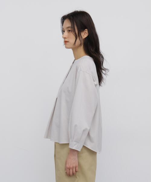 human woman(ヒューマンウーマン)の「◆トリコットカットソー釦ブラウス(Tシャツ/カットソー・レディース・ホワイト/オレンジ系その他/ベージュ系その他3・MEDIUM)」の11枚目の写真