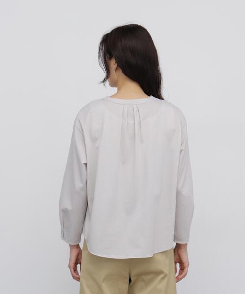 human woman(ヒューマンウーマン)の「◆トリコットカットソー釦ブラウス(Tシャツ/カットソー・レディース・ホワイト/オレンジ系その他/ベージュ系その他3・MEDIUM)」の12枚目の写真