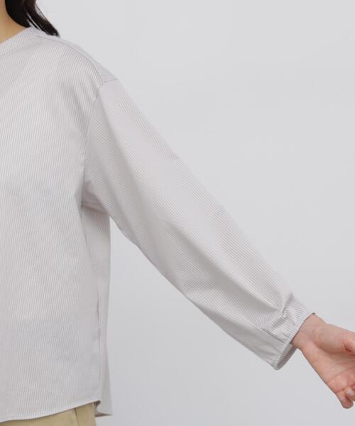 human woman(ヒューマンウーマン)の「◆トリコットカットソー釦ブラウス(Tシャツ/カットソー・レディース・ホワイト/オレンジ系その他/ベージュ系その他3・MEDIUM)」の15枚目の写真