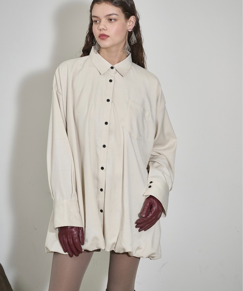 THE YOn(ザヨン)の「バルーンヘムミニシャツワンピース(シャツワンピース・レディース・チャコールグレー/ナチュラル/セージグリーン・FREE)」の4枚目の写真