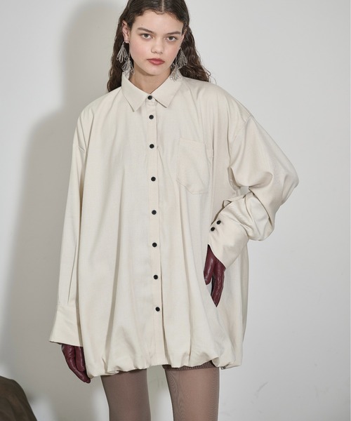 THE YOn(ザヨン)の「バルーンヘムミニシャツワンピース(シャツワンピース・レディース・チャコールグレー/ナチュラル/セージグリーン・FREE)」の5枚目の写真