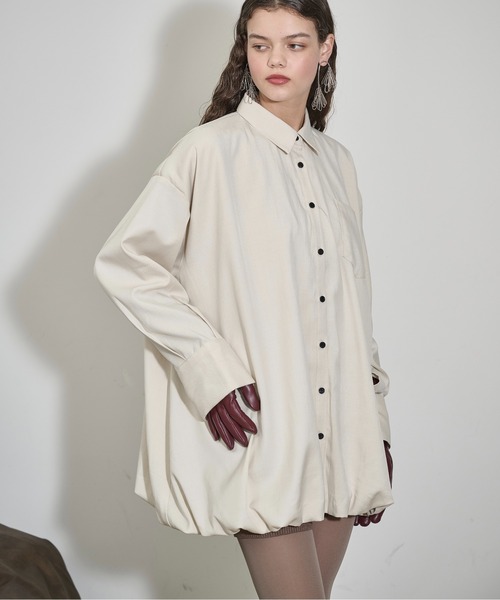 THE YOn(ザヨン)の「バルーンヘムミニシャツワンピース(シャツワンピース・レディース・チャコールグレー/ナチュラル/セージグリーン・FREE)」の6枚目の写真