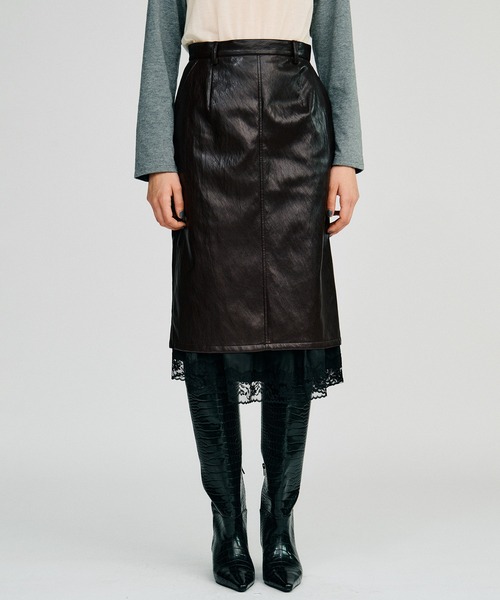 PRANK PROJECT(プランクプロジェクト)の「【2026Autumn Pre-Order】レイヤードヘムシンセティックレザースカート / Layered Hem Synthetic Leather Skirt(スカート・レディース・ブラック/ボルドー・38/36)」の1枚目の写真
