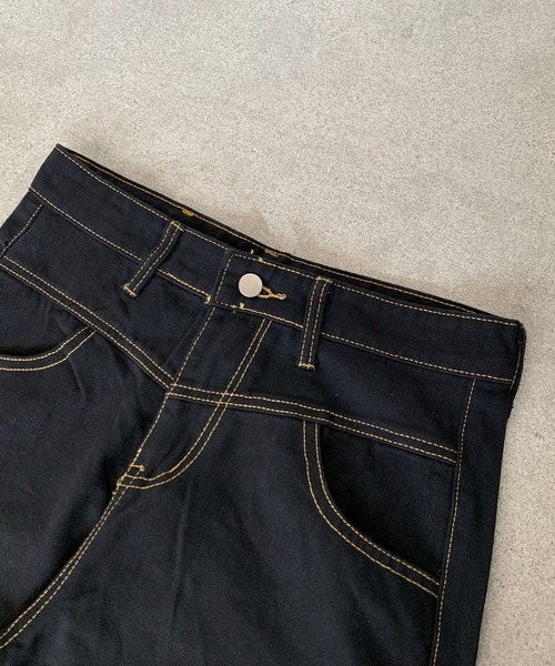 Teem Store(チームストア)の「スターモチーフバックプリントワイドデニム(デニムパンツ・レディース・ブラック・L/M)」の3枚目の写真