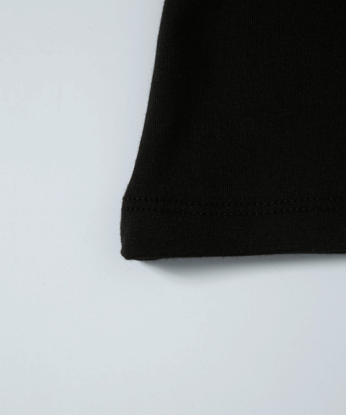 ASON(アズオン)の「EVER BUTTON TEE / BLACK(Tシャツ/カットソー・レディース・その他・FREE)」の7枚目の写真