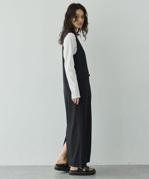 GARAGE OF GOOD CLOTHING(ガレージオブグッドクロージング)の「ムジ深Vネックタックジャンパースカート(ジャンパースカート・レディース・ブラック・36/38)」の6枚目の写真