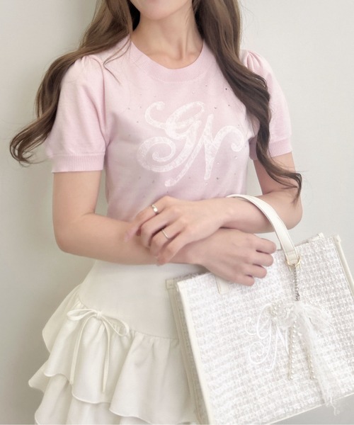 INGNI(イング)の「装飾イニシャルロゴニット(ニット/セーター・レディース・ブラック×ホワイト/ホワイト×ピンク/ピンク系2・M)」の3枚目の写真