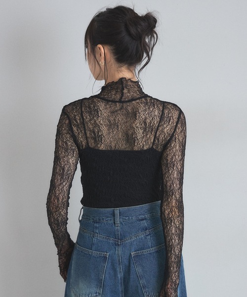 &. NOSTALGIA（アンドドットノスタルジア）の「ストレッチレースハイネックプルオーバー（Tシャツ/カットソー・レディース・ブラック/オフホワイト/グレイッシュベージュ・FREE）」の16枚目の写真