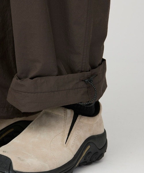 Snow Peak(スノーピーク)の「Snow Peak / Wool Nylon Taffeta Trousers ウールナイロンタフタ トラウザーズ(その他パンツ・メンズ・ブラック/ダークブラウン・L/XL/S/M)」の12枚目の写真