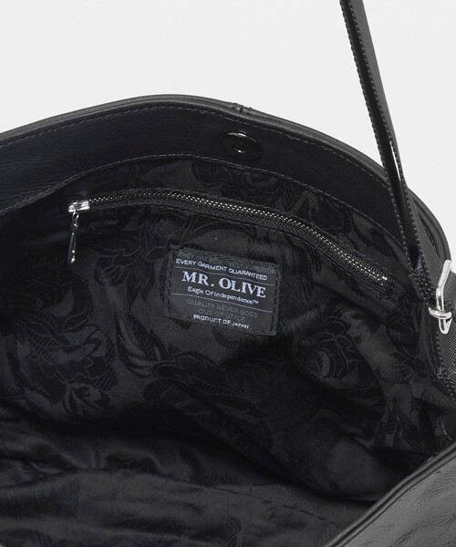 MR.OLIVE E.O.I(ミスターオリーブイーグルオブインデペンデンス)の「【別注】<MR.OLIVE E.O.I>GLR ラウンド ショルダーバッグ -撥水-(トートバッグ・メンズ・ブラック・FREE)」の12枚目の写真