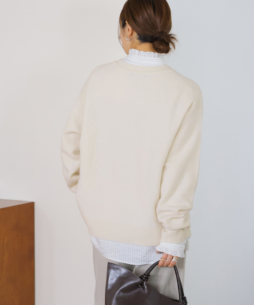 JOURNAL STANDARD(ジャーナルスタンダード)の「MUSIC Vネックプルオーバー(ニット/セーター・レディース・ブラウン/ホワイト/ピンク系その他・FREE)」の5枚目の写真