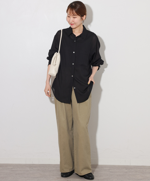 JOURNAL STANDARD relume(ジャーナルスタンダード レリューム)の「ギンガムドビーオーバーサイズシャツ(シャツ/ブラウス・レディース・ベージュ/ブラック/ホワイト・FREE)」の4枚目の写真