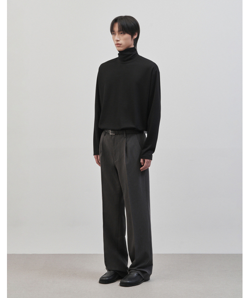 WORK ON BODY OFF（ワークオンボディオフ）の「レスティッド セミオーバーフィット タートルネックニット [ブラック]（ニット/セーター・メンズ・ブラック・SMALL/MEDIUM/LARGE/X-LARGE）」の7枚目の写真