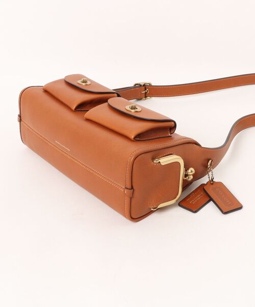 COACH（コーチ）の「ターンロック ハバーサック バッグ 27（ショルダーバッグ・レディース・ブラウン系その他・ONE）」の9枚目の写真