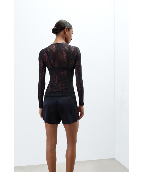 Intimissimi（インティミッシミ）の「ストレッチレース ロングスリーブ トップス（ニット/セーター・レディース・モカ/ブラック・S/L/M）」の5枚目の写真