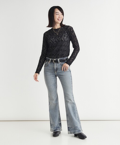 EDWIN（エドウィン）の「《脚長効果/美脚シルエット/快適ストレッチ》EDWIN  00sクラフトステッチフレア（その他パンツ・レディース・サックスブルー・05/04/03/02）」の5枚目の写真