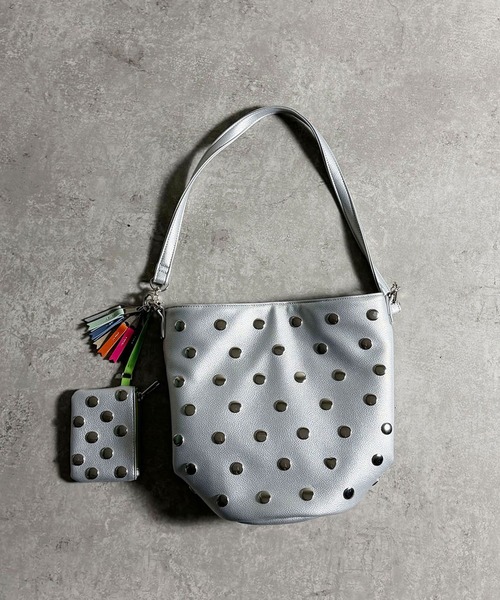 cheek(BAG)(チーク)の「heart catch shoulder(ショルダーバッグ・レディース・ゴールド/ブラック/シルバー・FREE)」の2枚目の写真