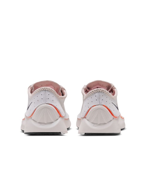 NIKE(ナイキ)の「ナイキ エア スーパーフライ ウィメンズシューズ / Nike Air Superfly Women's Shoes HQ7955-101 Sail(スニーカー・レディース・クリーム・25/24.5/24/23.5/23/26/25.5/22.5/22)」の3枚目の写真