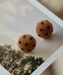 フロッキー水玉ピアス《WEB＆一部店舗限定/チタンポスト》