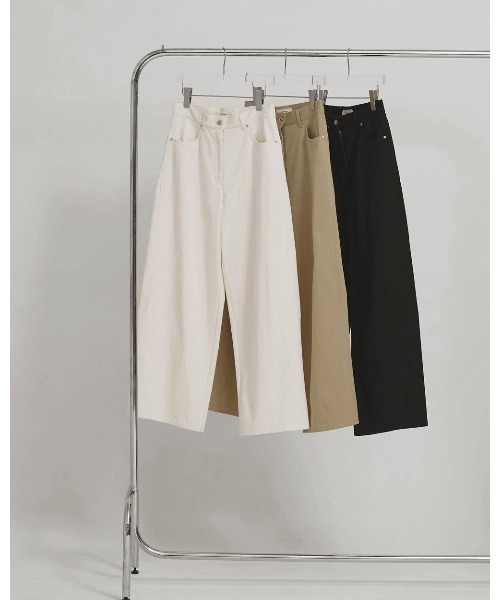 TODAYFUL（トゥデイフル）の「TODAYFUL Cottontwill Cocoon Pants（その他パンツ・レディース・オフホワイト/ブラック/ベージュ・38/36）」の4枚目の写真