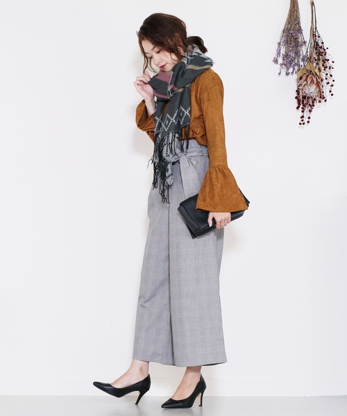 reca（レカ）の「オルテガ柄リバーシブルストール（ストール/ショール・レディース・レッド/ブラック/ネイビー/グレー・FREE）」の5枚目の写真