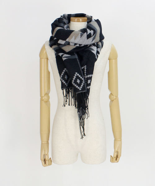 reca（レカ）の「オルテガ柄リバーシブルストール（ストール/ショール・レディース・レッド/ブラック/ネイビー/グレー・FREE）」の20枚目の写真