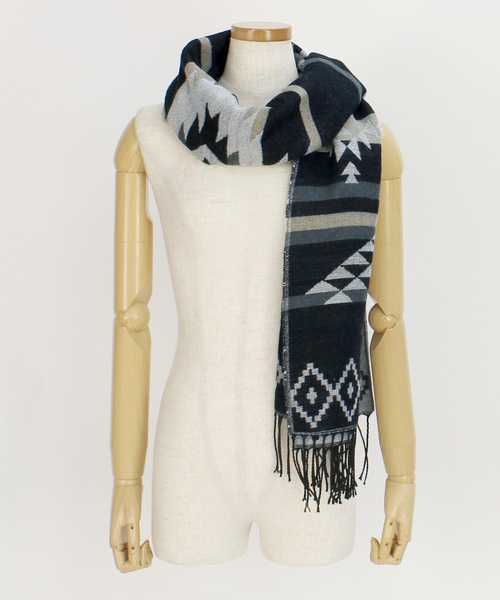 reca（レカ）の「オルテガ柄リバーシブルストール（ストール/ショール・レディース・レッド/ブラック/ネイビー/グレー・FREE）」の19枚目の写真