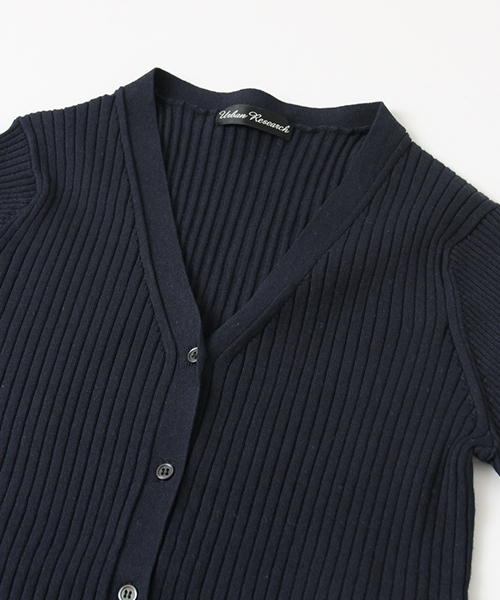 URBAN RESEARCH(アーバンリサーチ)の「UR リブVネックカーディガン(カーディガン/ボレロ・レディース・レッド/ネイビー/アイボリー・FREE)」の15枚目の写真