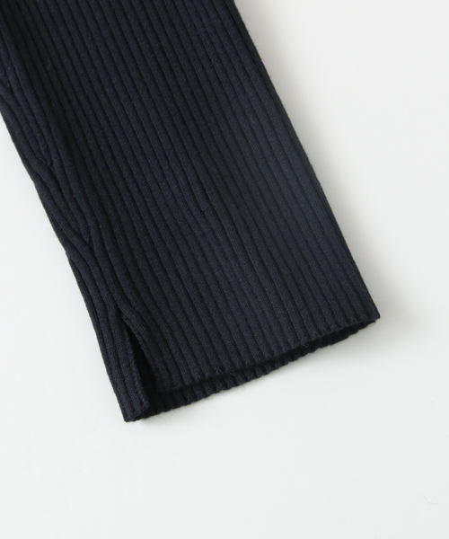 URBAN RESEARCH(アーバンリサーチ)の「UR リブVネックカーディガン(カーディガン/ボレロ・レディース・レッド/ネイビー/アイボリー・FREE)」の6枚目の写真