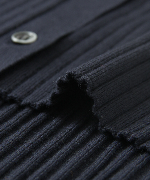 URBAN RESEARCH(アーバンリサーチ)の「UR リブVネックカーディガン(カーディガン/ボレロ・レディース・レッド/ネイビー/アイボリー・FREE)」の8枚目の写真