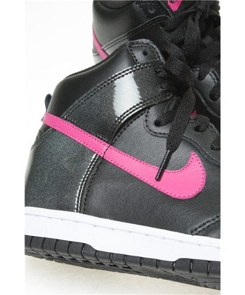 NIKE(ナイキ)の「WMNS NIKE DUNK HIGH '08 LE(流通限定)(スニーカー・レディース・パープル/ブラック・23/23.5/24/24.5)」の9枚目の写真