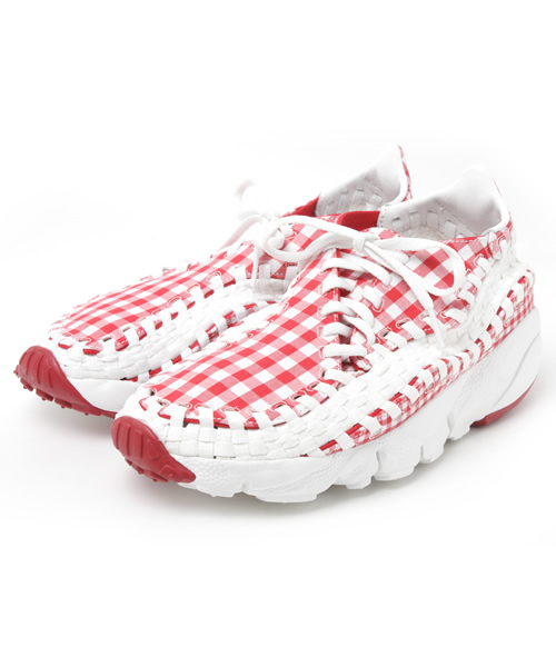 NIKE(ナイキ)の「FOOTSCAPE WOVEN FREEMOTION(スニーカー・メンズ・ブラック/ブルー/レッド・24/26/26.5/27/27.5/28/28.5)」の3枚目の写真