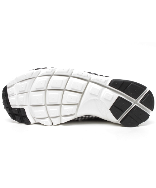 NIKE(ナイキ)の「FOOTSCAPE WOVEN FREEMOTION(スニーカー・メンズ・ブラック/ブルー/レッド・24/26/26.5/27/27.5/28/28.5)」の5枚目の写真