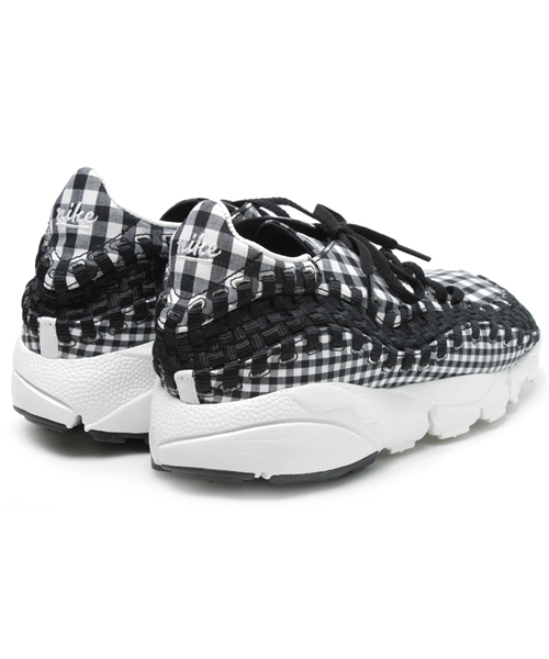 NIKE(ナイキ)の「FOOTSCAPE WOVEN FREEMOTION(スニーカー・メンズ・ブラック/ブルー/レッド・24/26/26.5/27/27.5/28/28.5)」の6枚目の写真