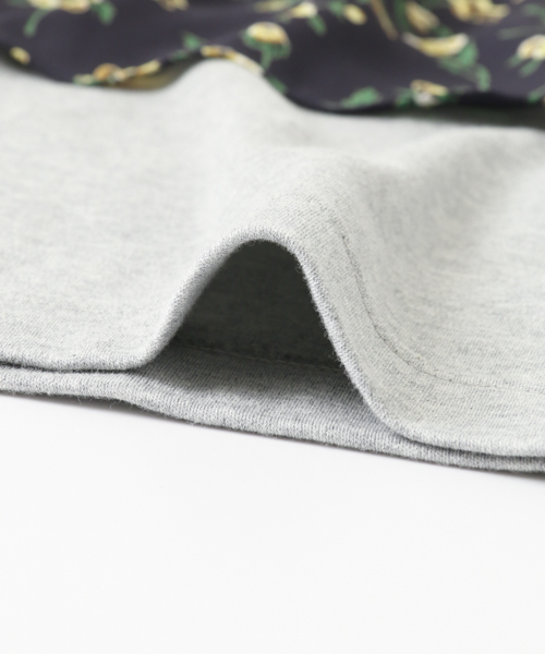 URBAN RESEARCH(アーバンリサーチ)の「フラワーフリルプルオーバー(Tシャツ/カットソー・レディース・オフホワイト/グレー・FREE)」の9枚目の写真