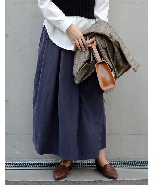 Re:EDIT（リエディ）の「ピーチスキンボリュームフレアスカート（スカート・レディース・ブラック/ベージュ/ブラウン/バーガンディー/グリーン/パープル/ネイビー・MEDIUM/LARGE）」の5枚目の写真