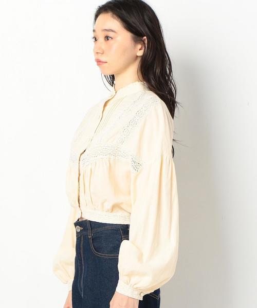 Another Edition（アナザーエディション）の「レーステープブラウス（シャツ/ブラウス・レディース・ベージュ/ナチュラル/ケリー・FREE）」の6枚目の写真