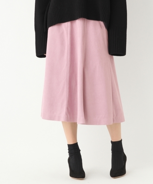 A part by（アパートバイ）の「Fスエードキリカエミディスカート　774361 （スカート・レディース・アイボリー/ブラック/グリーン/マスタード/オレンジ/ライトパープル/ダークブラウン/ネイビー/ブラウン・LARGE/MEDIUM）」の7枚目の写真