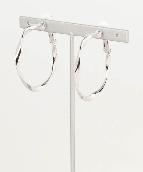 minia（ミニア）の「ねじりフープのピアス/イヤリング ＜選べるサイズ＞ [minia] ≪2019AW新作≫（ピアス（両耳用）・レディース・B/A/C/D/E/F/G/H・FREE）」の22枚目の写真