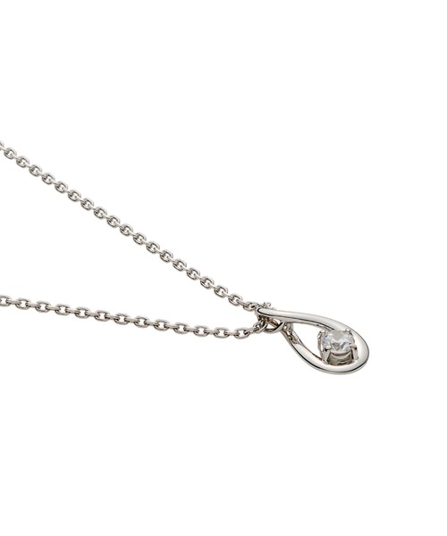 va vendome aoyama(ヴイエーヴァンドームアオヤマ)の「シルバー クロスドロップネックレス(ネックレス・レディース・シルバー・40cm)」の7枚目の写真