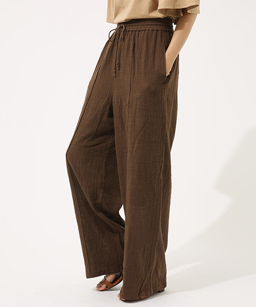 AZUL by moussy（アズールバイマウジー）の「リネンライクEASYPT（その他パンツ・レディース・ネイビー/ライトベージュ/ブラウン・SMALL/MEDIUM）」の2枚目の写真